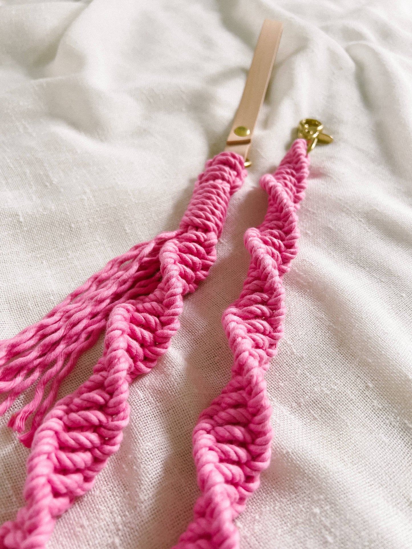 Macrame Dog Leash w/ Leather Handle - Hot Pink Rope