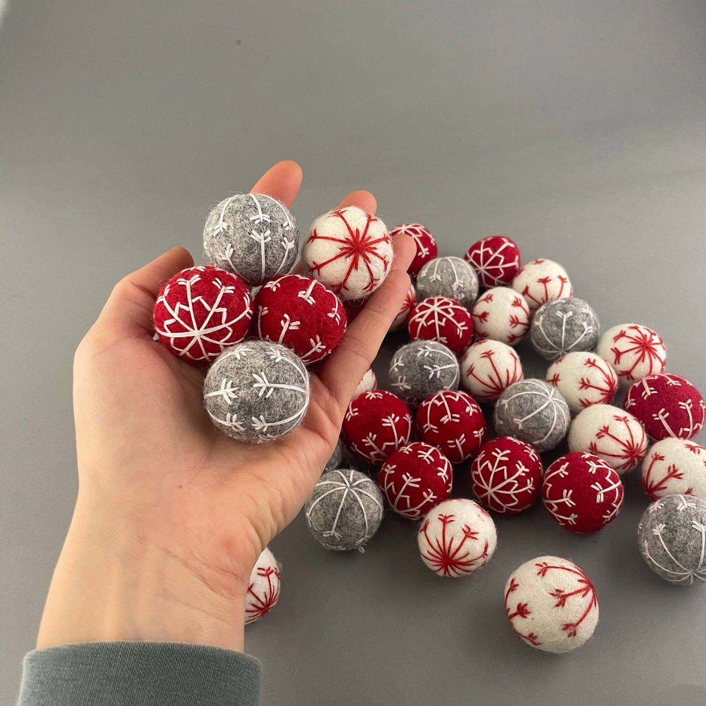 Handstitched Cat Christmas wool balls, snowflake ornament - single